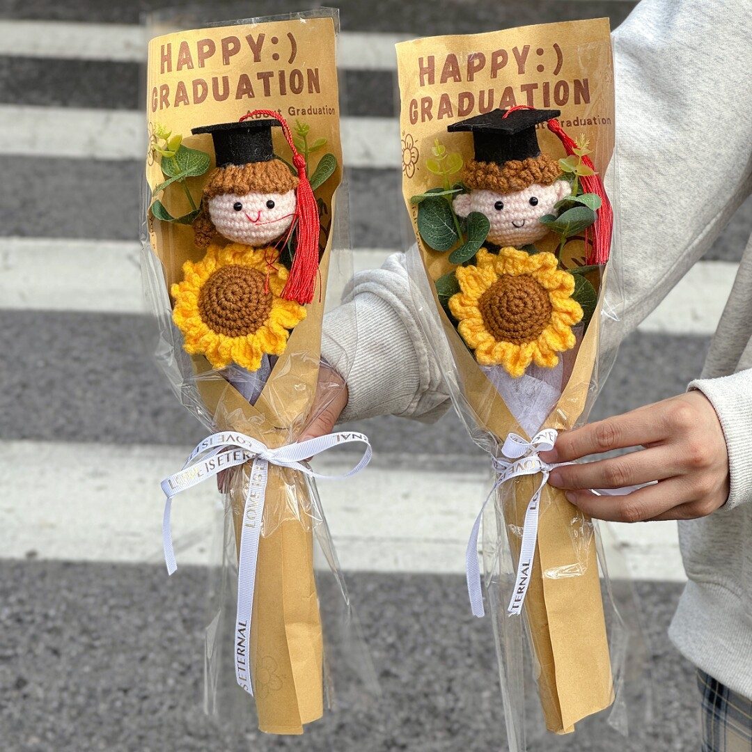 Graduation Celebration Crochet Bouquet product view 11