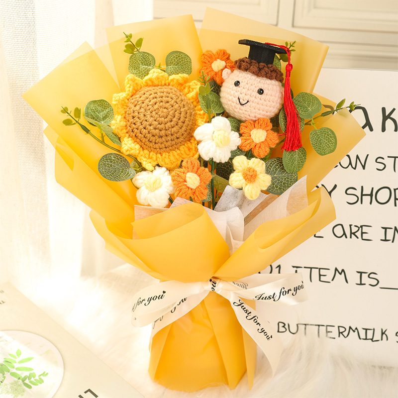 Graduation Doll Crochet Bouquet product view 9